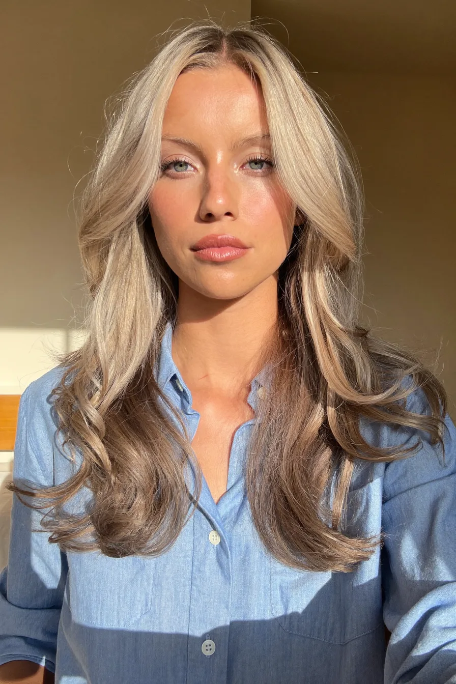 Chic Face-Framing Ash Blonde Long Layered Cut for Radiance