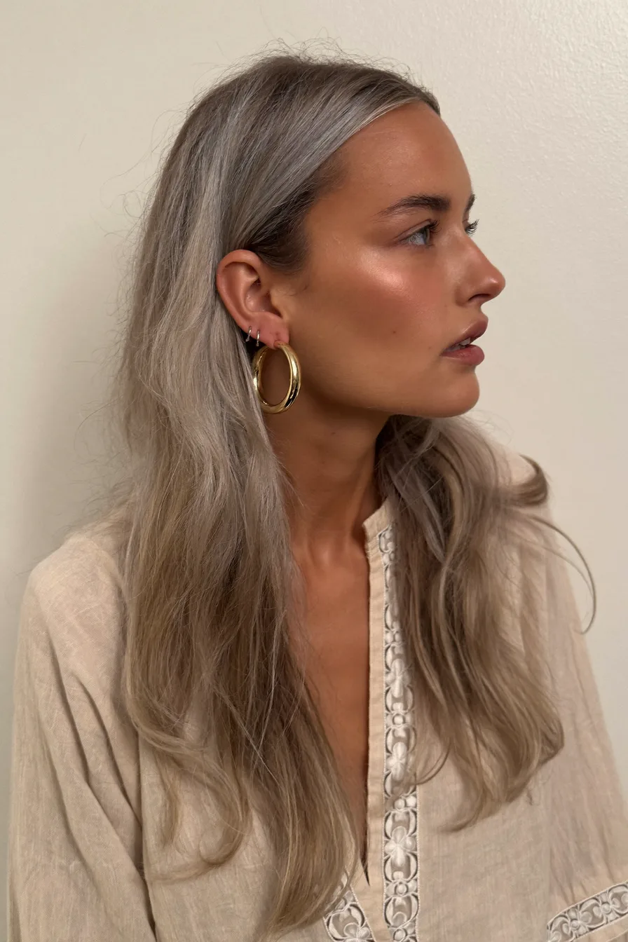 Ash Blonde Long Layered Cut with Soft Natural Texture