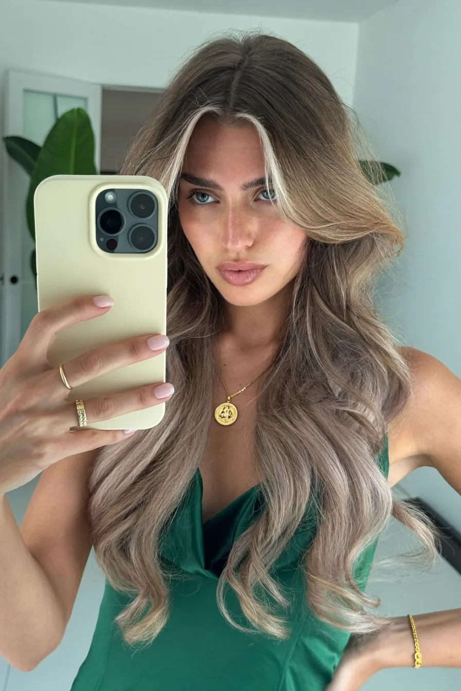 Soft Ash Balayage Blonde Long Layered Hair with Face-Framing Pieces