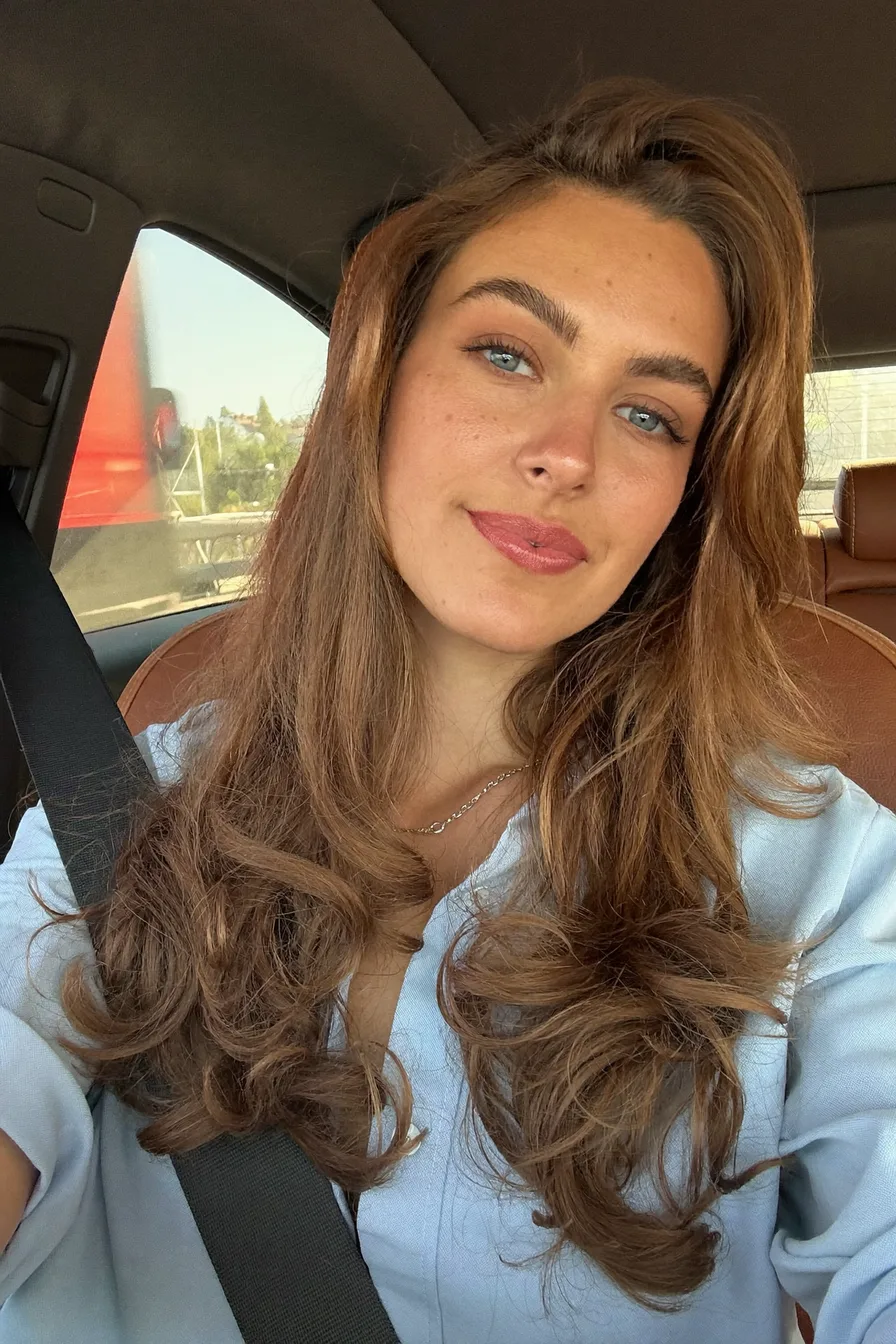Luxe Chocolate Brown Long Layered Waves for Effortless Volume
