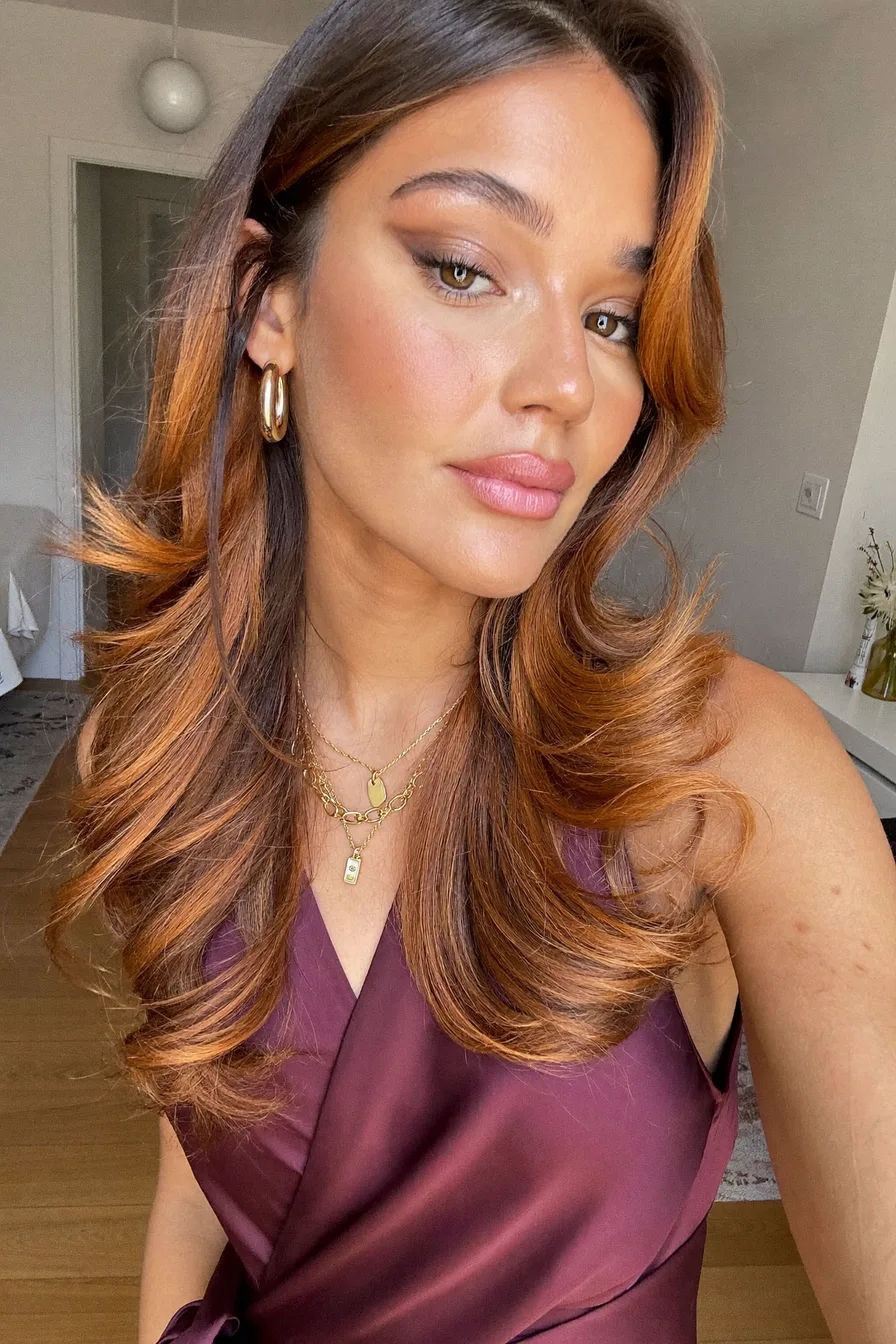 Copper Red Long Layered Waves With Voluminous Face-Framing Pieces