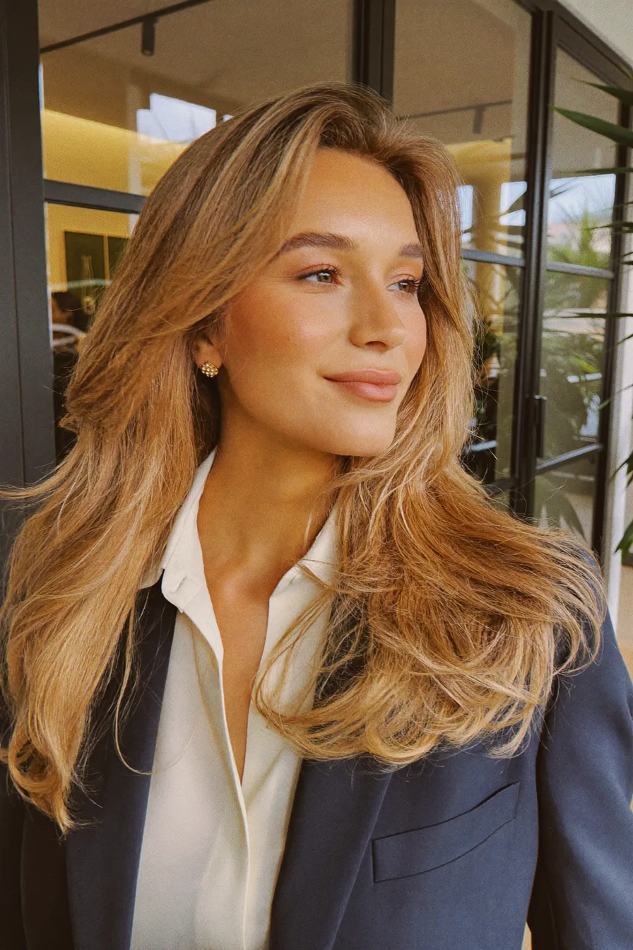 Voluminous Mid-Back Length Layered Haircut with Soft Face-Framing