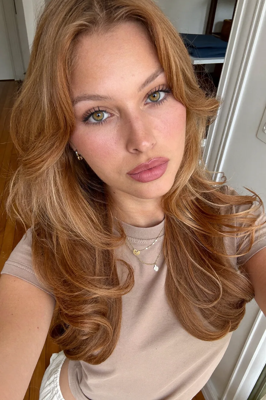 Soft Voluminous Shoulder-Length Layered Haircut with Face-Framing Layers