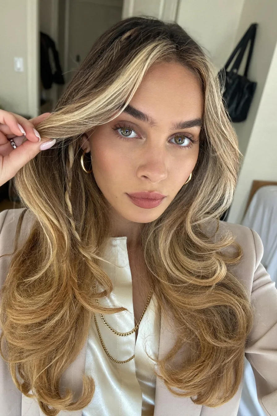 Soft Face-Framing Wavy Long Layered Haircut With Volume and Shine