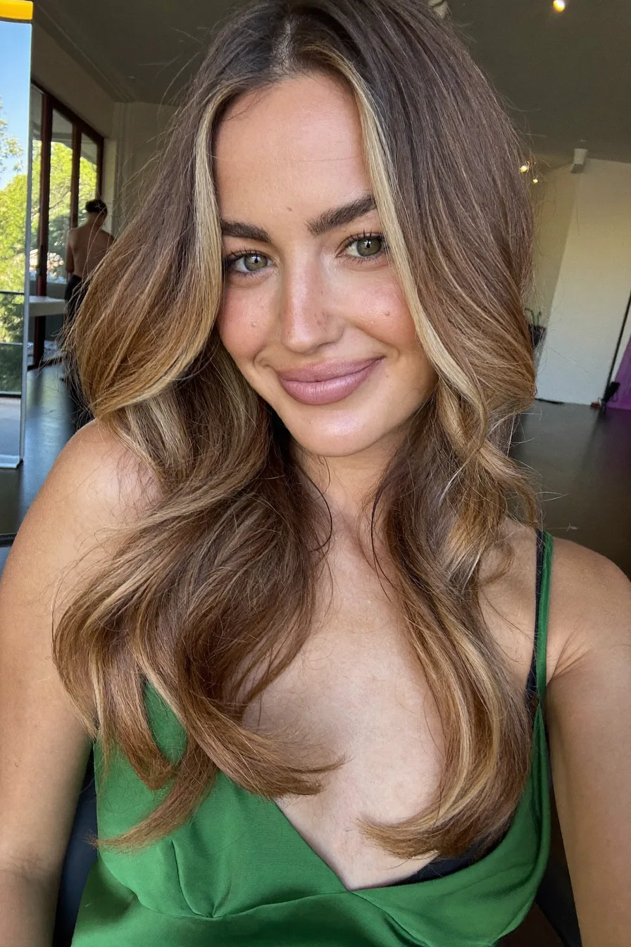 Soft Wavy Long Layered Haircut With Face-Framing Highlights